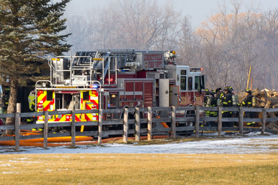 Barn fire in Mettawa IL at 14060 Old School Road 1-9-18 Libertyville Fire Department