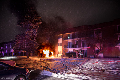 electical vault fire at 950 Elizabeth Court in Wheeling IL 1-3-18 Wheeling FD